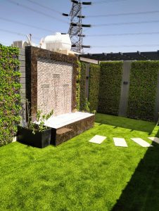 زراعة العشب الطبيعي والصناعي بالرياض